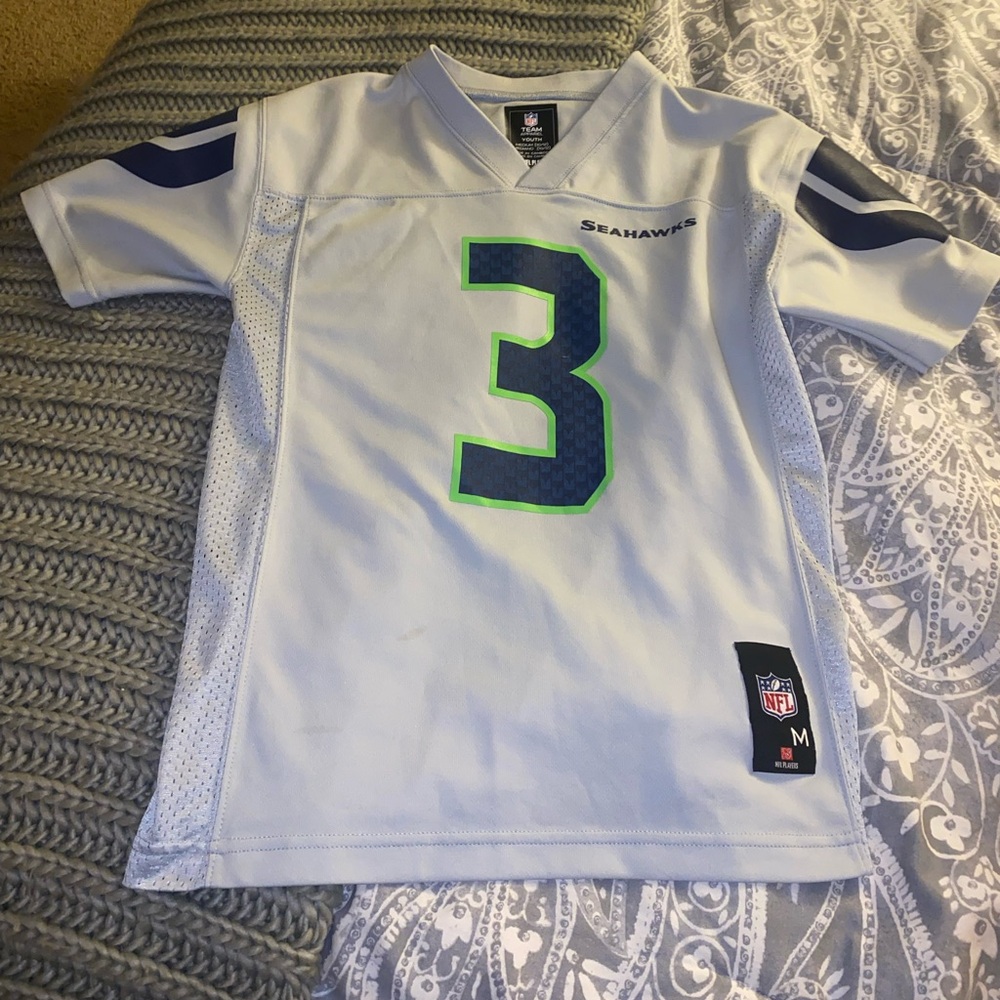 Seattle Seahawks Youth Medium Russel Wilson Jersey. NFL Brand!